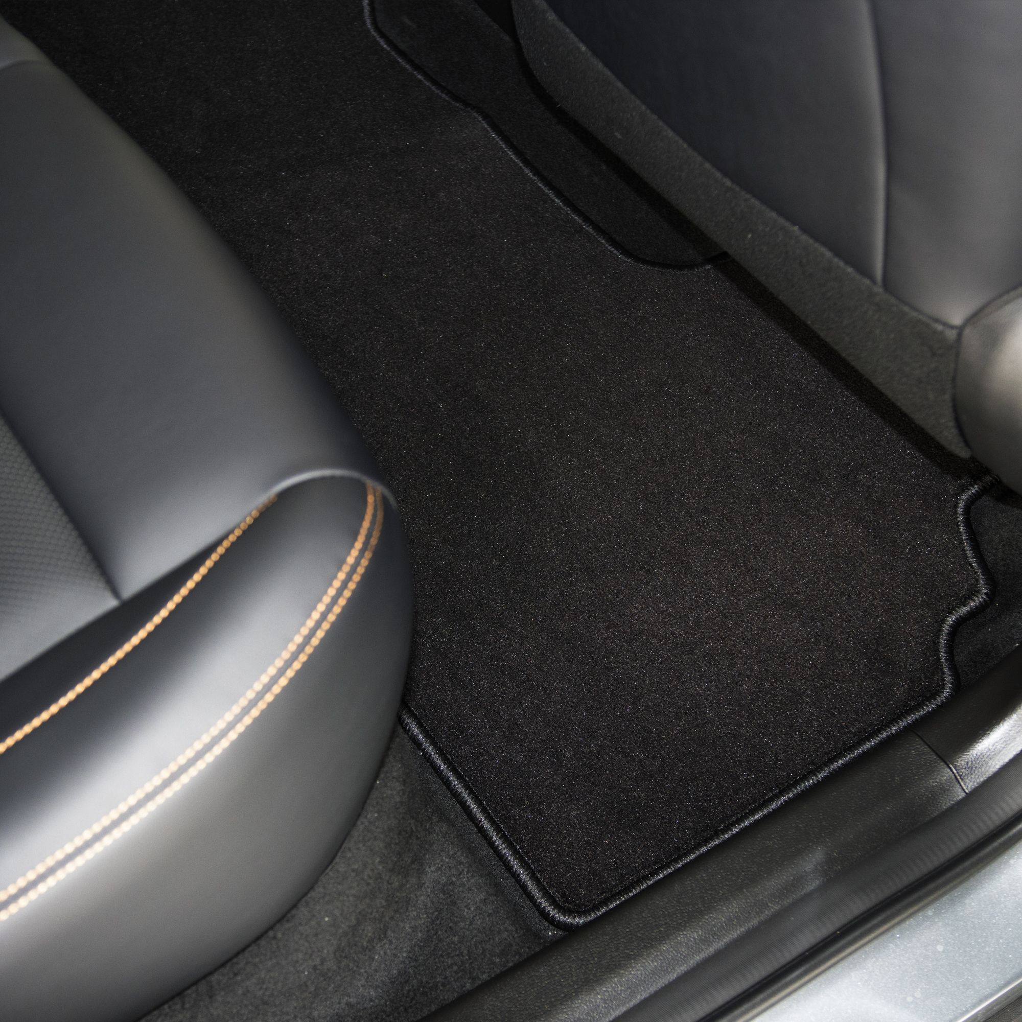 Velours-Fußmatten mit REDUST Logo für BAIC BJ30 – Bild 4